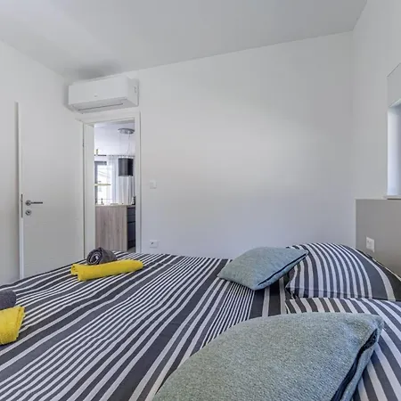 Ambri In - Haus Fuer 4-5 Personen *