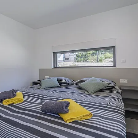 Ambri In - Haus Fuer 4-5 Personen Villa *