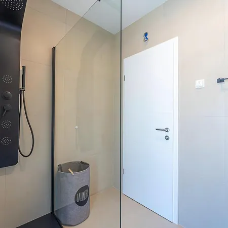 Ambri In - Haus Fuer 4-5 Personen *
