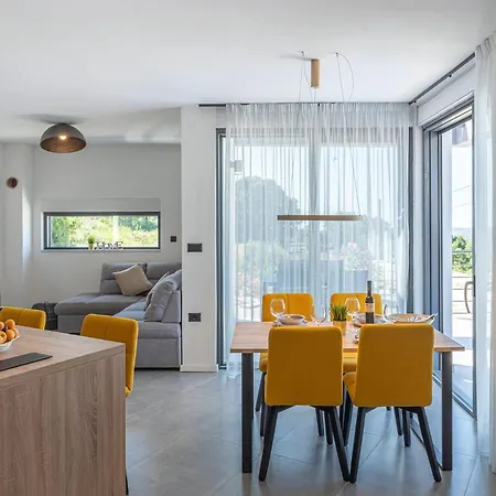 Ambri In - Haus Fuer 4-5 Personen Βίλα *